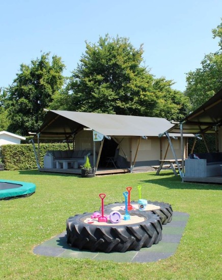 van Dijk verhuur.jpg